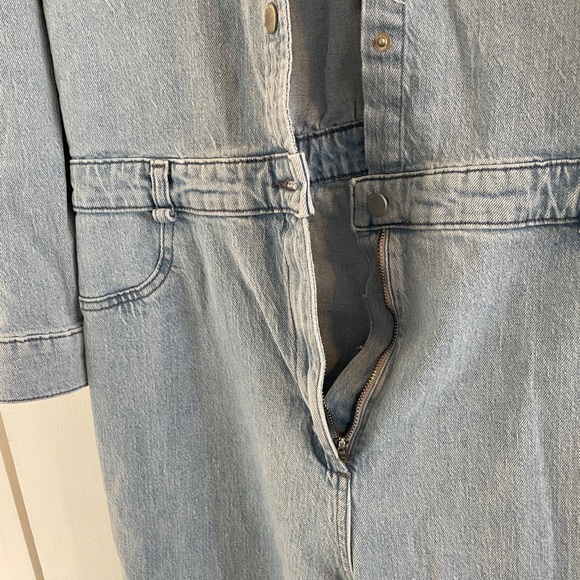 Pale blue denim jumpsuit by DL1961 - Picture 5 of 9